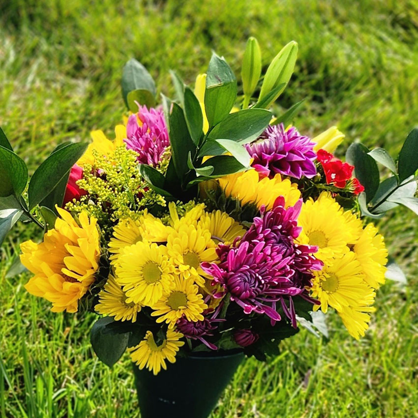 7 Unusual Funeral Flowers You May Not Have Seen Before – Fort Snelling  Cemetery Flowers